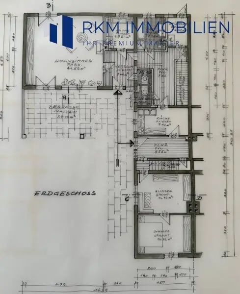 Großzügiges Einfamilienhaus mit eigenem Grund – nur wenige Minuten zur U-Bahn