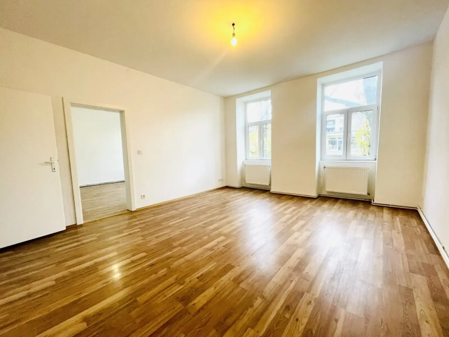 Altbau-Flair - Sanierte  3-Zimmer Wohnung - 3. Bezirk Nähe Landstraße