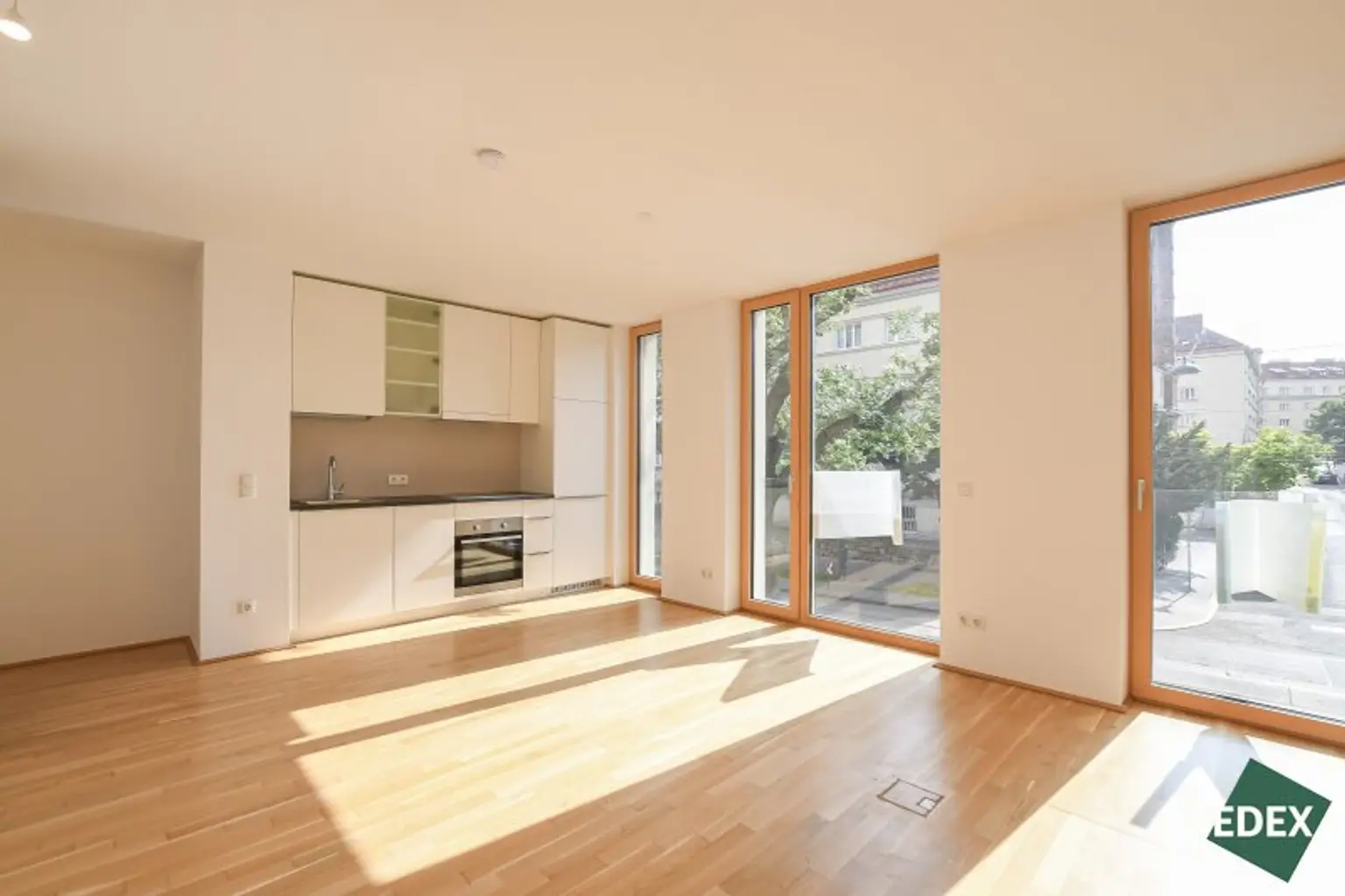 Sandleiten 64 | Lichtdurchflutete 1-Zimmer-Wohnung Nähe Kongresspark