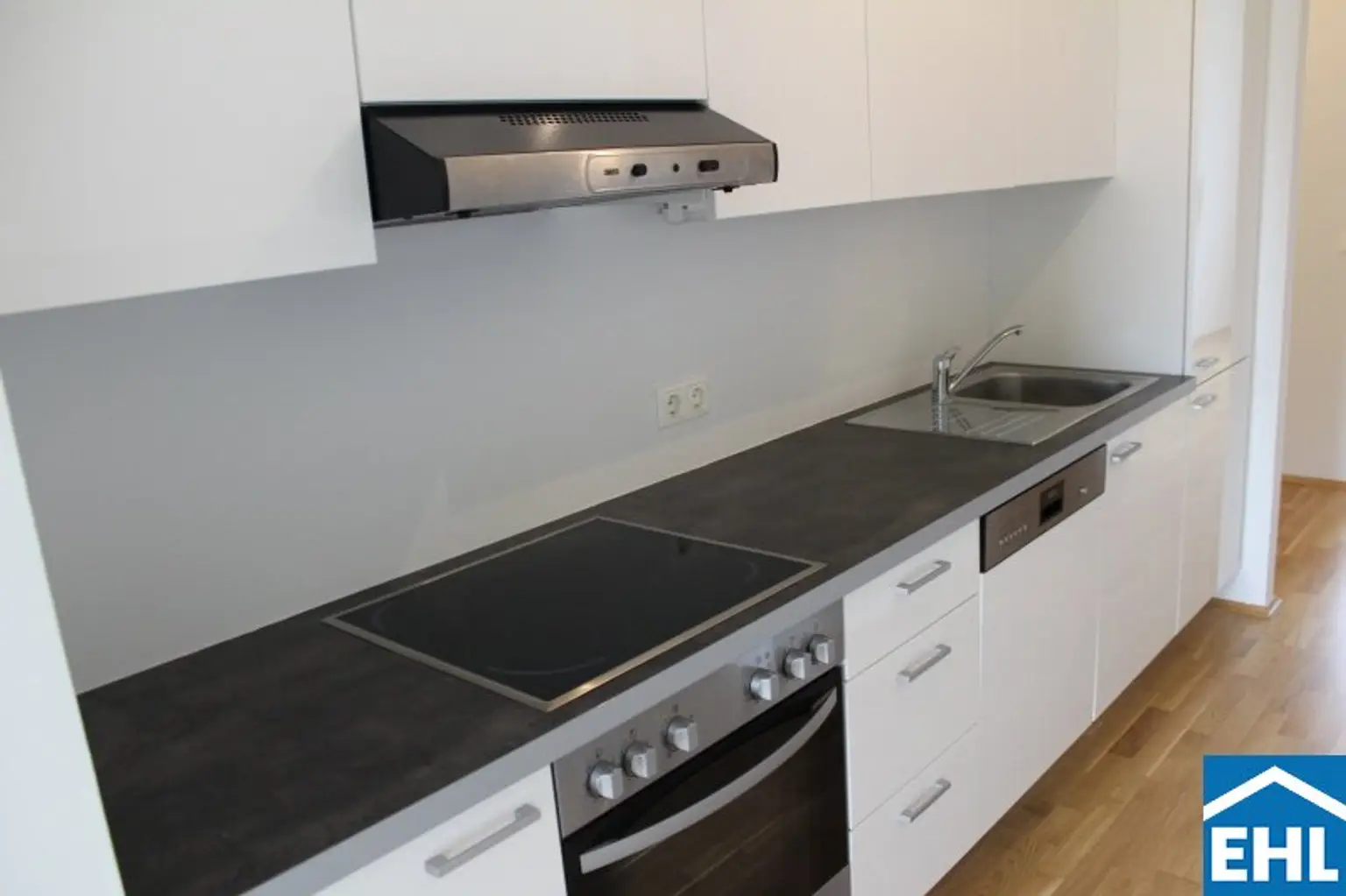 Familienfreundliche 4 Zimmer-Wohnung mit Balkon
