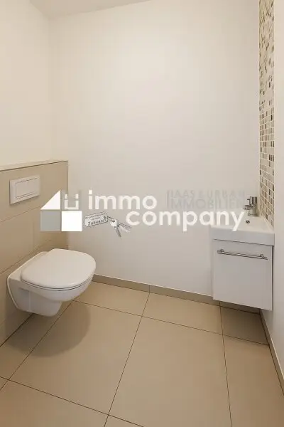 Klimaanlage, Ausblick und Balkon? Nachmieter für 1-Zimmer-Wohnung in Bruck/Leitha gesucht!