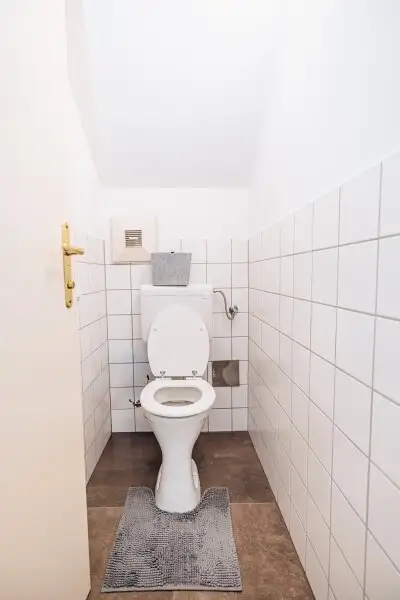 AB 01. OKTOBER I NAHE INNENSTADT I LICHTDURCHFLUTET I ATTRAKTIVE LAGE I MIT BADEWANNE I WG-GEEIGNET I HAUSTIERE ERLAUBT I PROJEKT WOHNEN I