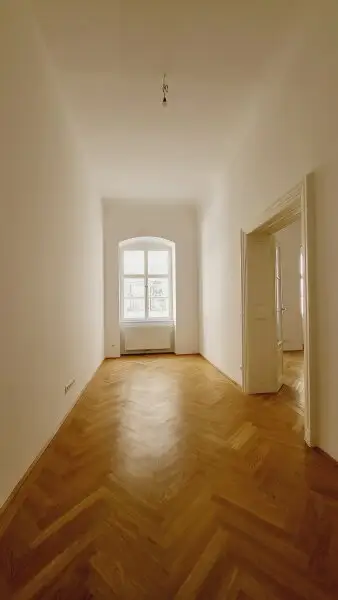 Super zentrale Innenstadtlage - Topsanierter Zustand - Ruhige Innenhofausrichtung