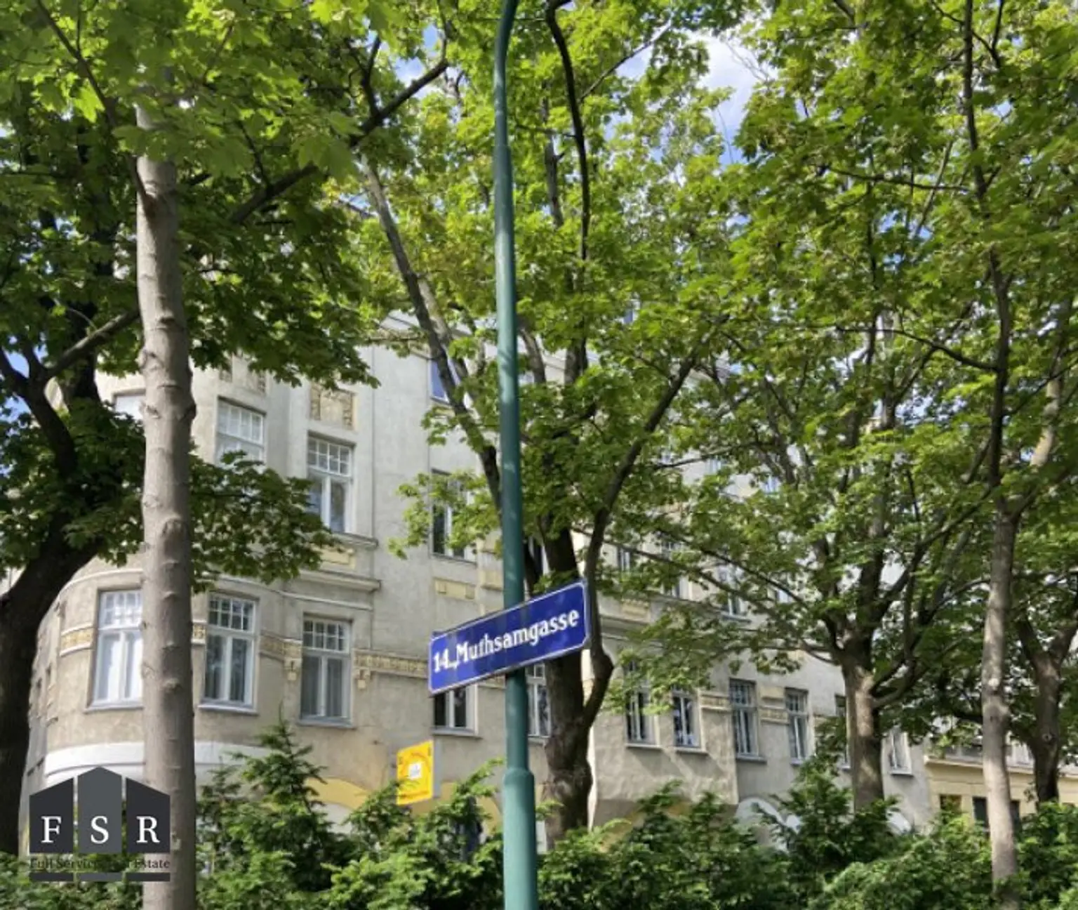 2 Zimmer Altbau-Wohnung in Jugendstil- Zinshausjuwel! Laurentius Platz - U3 Nähe