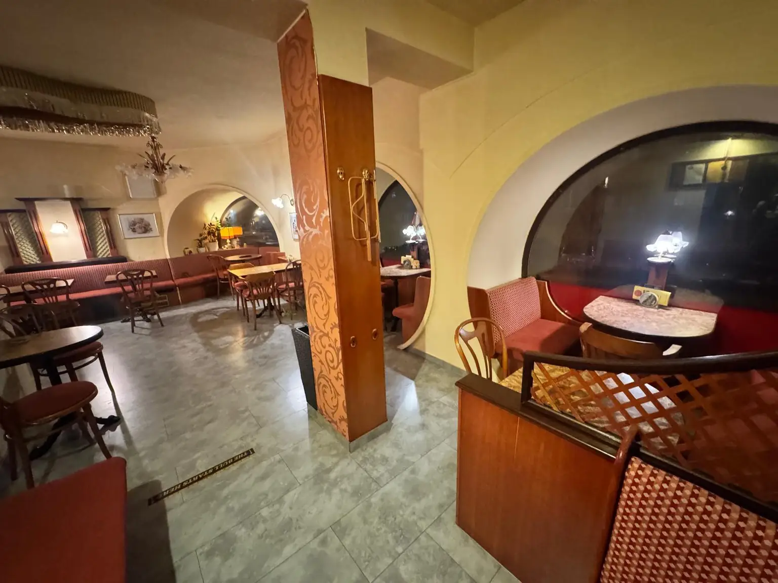 Attraktives Gastronomieobjekt in Wien: 143m² mit Garten & Terrasse! Miete: 1.938,88 €