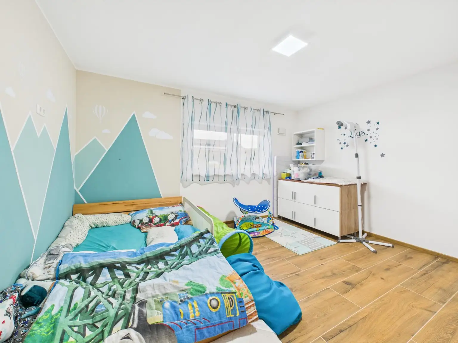 NÄHE WELS: Hochwertig modernisiertes Einfamilienhaus mit Traumgarten, Luxus - Poolanlage & smarter Haustechnik