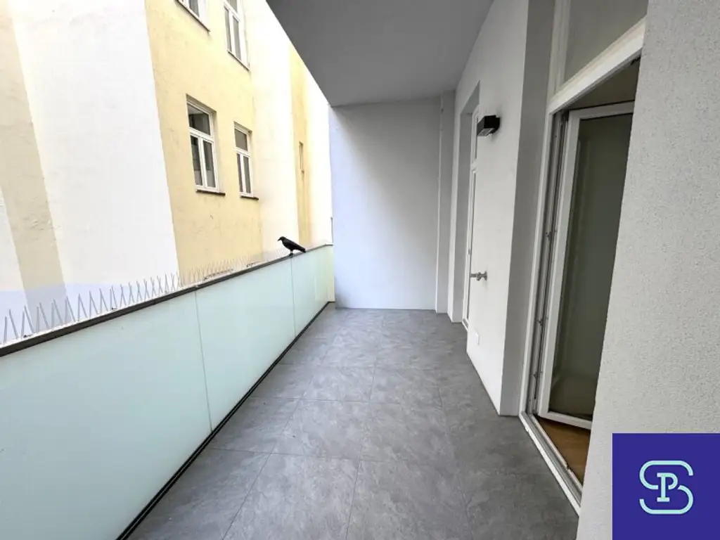 Provisionsfrei: Unbefristeter 98m² Altbau mit 11m² Süd-Loggia und Einbauküche - 1070 Wien!