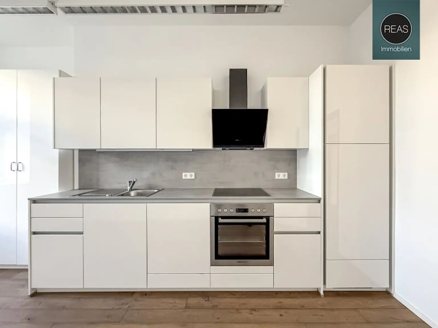 Modernes Büro mit Terrasse nahe Naschmarkt! Garage verfügbar!