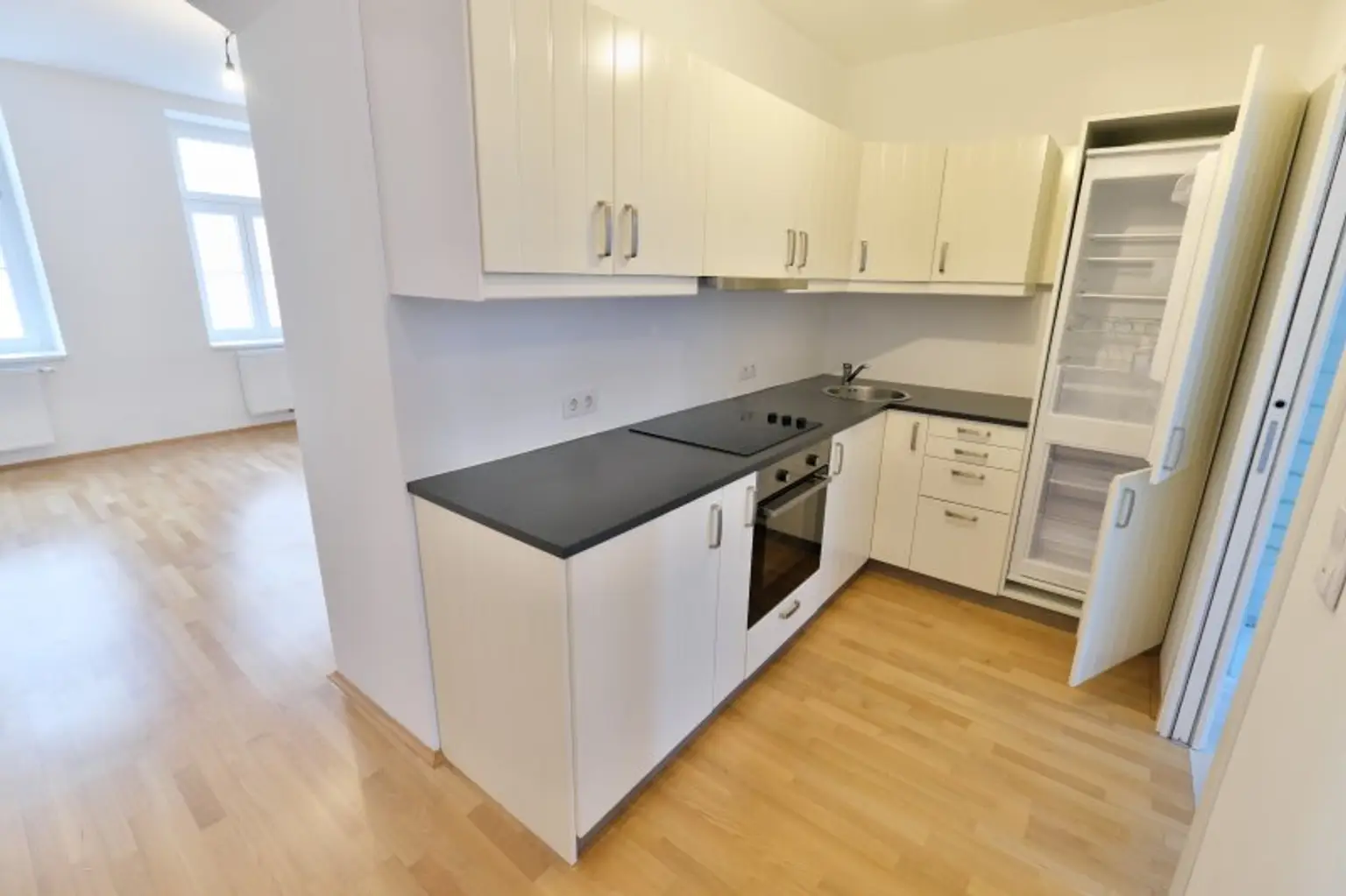 AKH Nähe! UNBEFRISTET generalsaniert 2 Zimmer