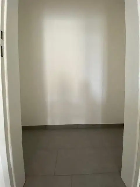 Geräumige 2-Zimmer-Wohnung mit Loggia - verfügbar ab September 2025
