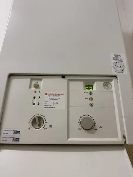 Charmante 3-Zimmer-Altbauwohnung in generalsaniertem Haus mit Lift – 1020 Wien