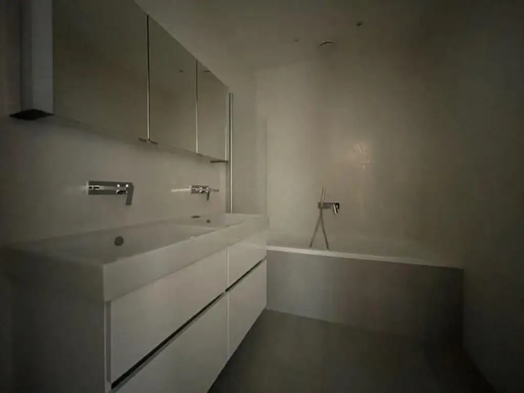 Traumhaftes 2,5-Zimmer-Penthouse mit großer Terrasse - verfügbar ab November 2025