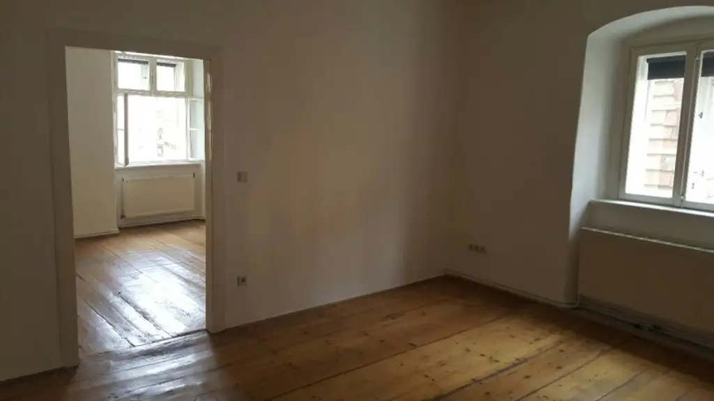 Kunst, Kultur, Citylife - charmante 3-Zimmer-Altbauwohnung bei Schwedenplatz!