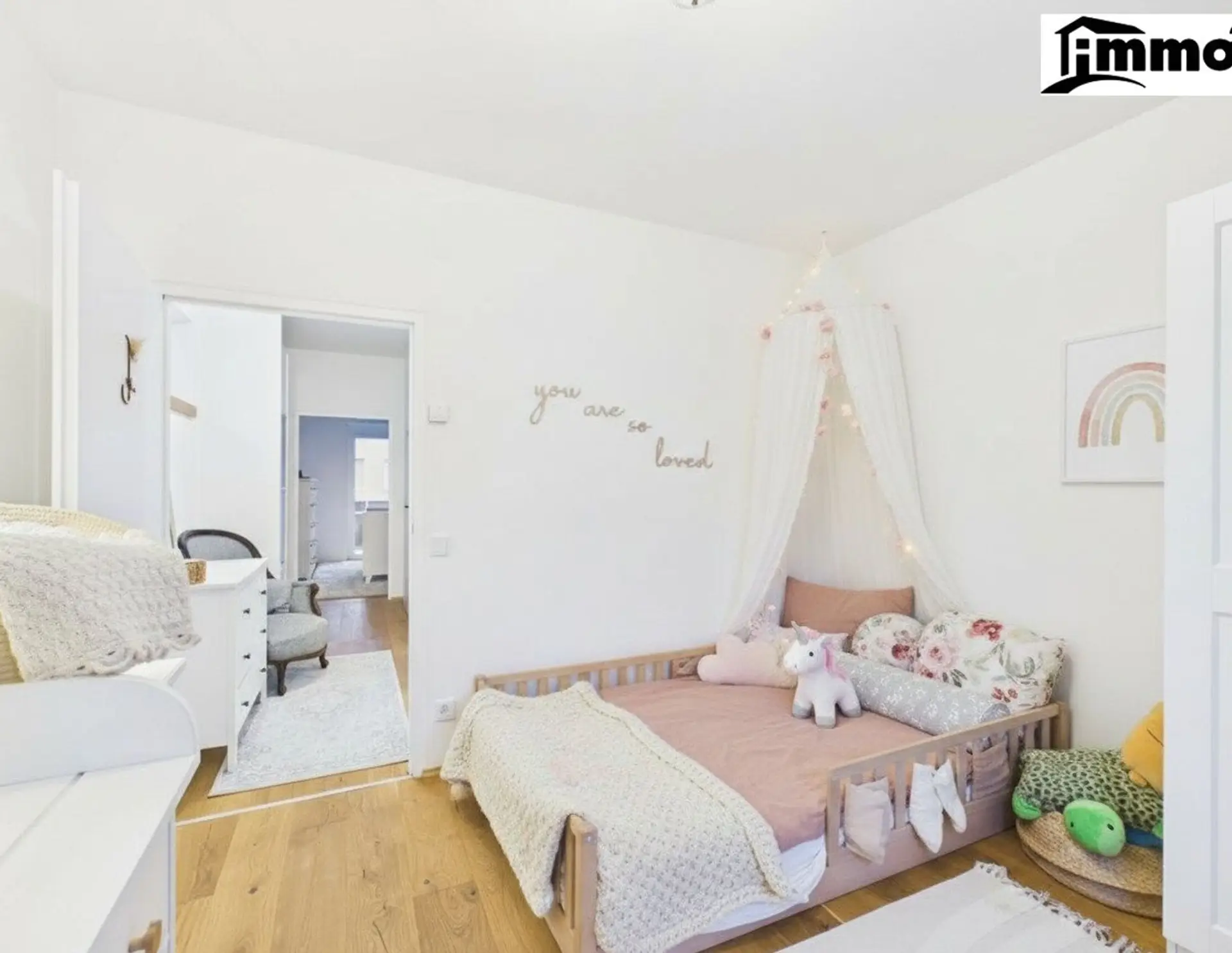 Modernes, Kernsaniertes Reihenhaus mit Terrasse, Balkon & Kleinem Eigengarten!
