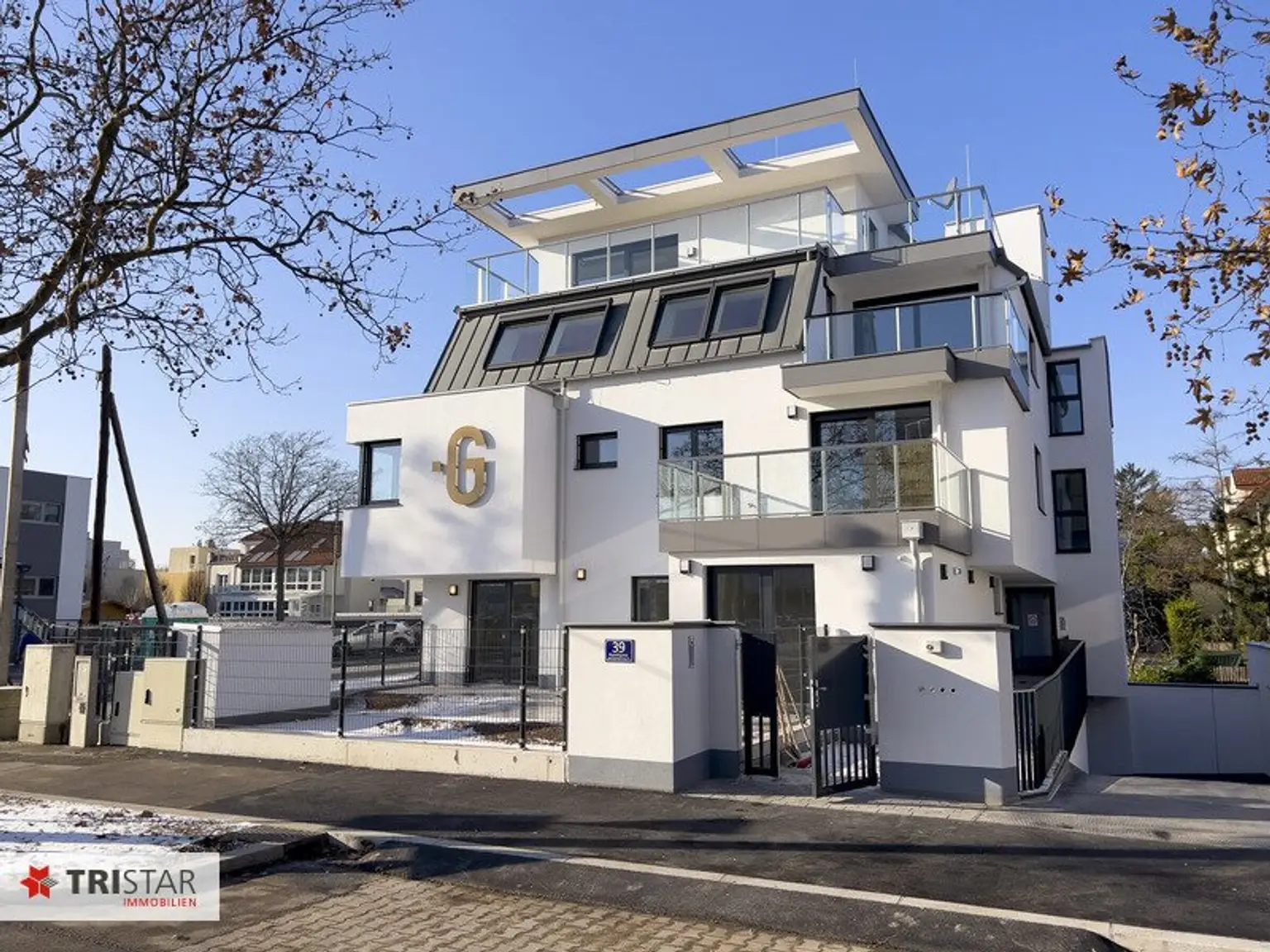 Moderne Dachgeschoßwohnung in 1220 Wien - Erstbezug mit Terrasse und Fußbodenheizung!