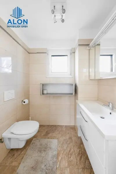 EXKLUSIVES WOHNHAUS | WOHNTRAUM | GROSSER GARTEN MIT WHIRLPOOL & SAUNA