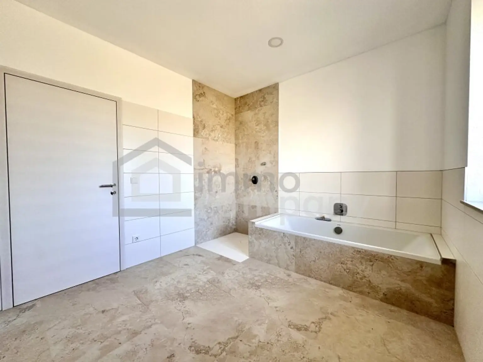 Traumhaftes Erstbezug-Bungalow mit Seeblick in Breitenbrunn - Ihr neues Zuhause!