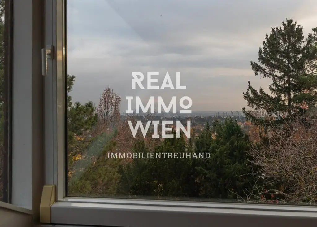 Moderne Villa mit Traumblick am Rande der Stadt..