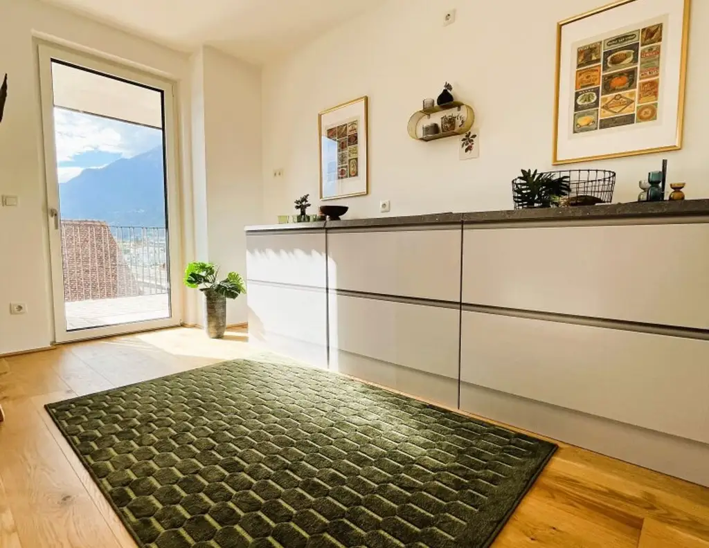 INNSBRUCK: NEUBAU-3-Zimmer-Wohnung mit 2 Balkonen ab sofort zu kaufen!