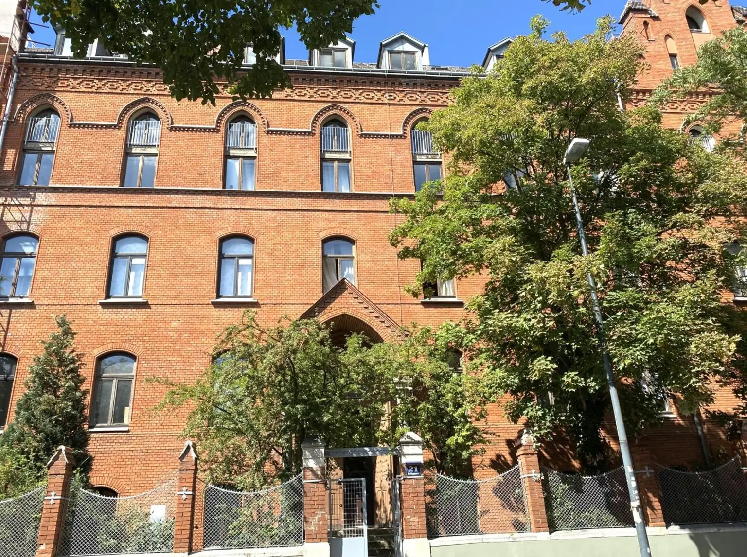 Unbefristet vermietete Wohnung nahe Hohe Warte und Wertheimsteinpark