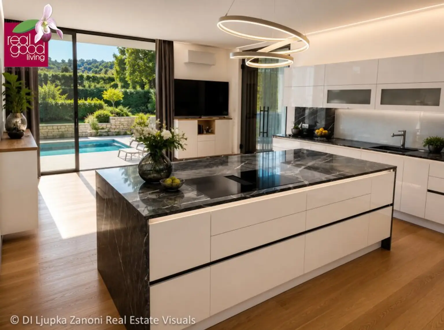 FÖHRENBERGE RESIDENCES – VILLA III Skyline Edition. Größte Villa. Weitester Blick. Möbliert. Klimatisiert.