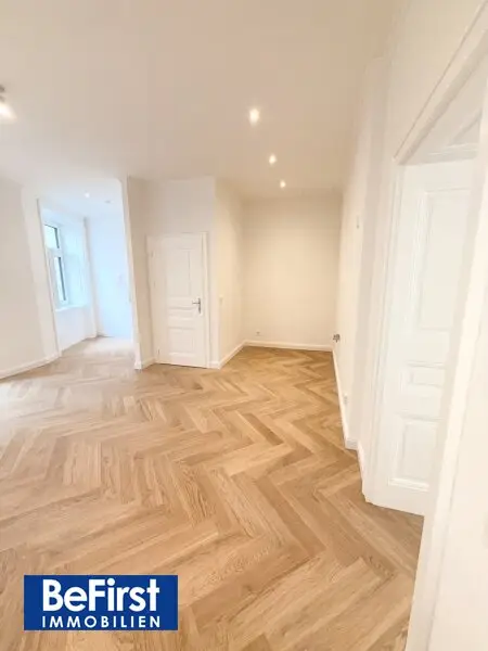 Exklusive top sanierte Terrassenwohnung im sanierten Stilaltbau