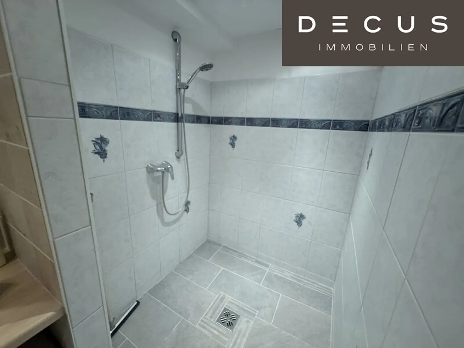 Gepflegtes Haus mit Garten, Pool und Wellness