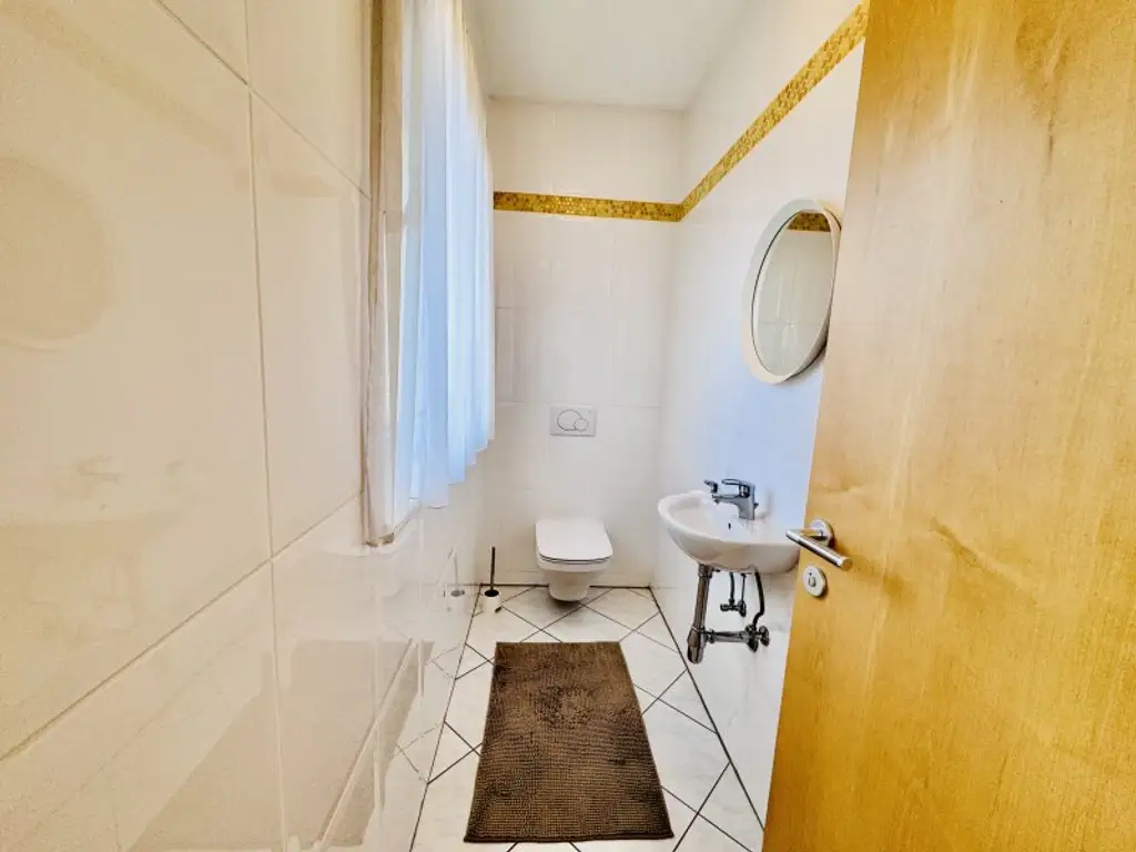 FAMILIENIDYLLE IN LEOPOLDAU – MODERNES EINFAMILIENHAUS NAHE U1