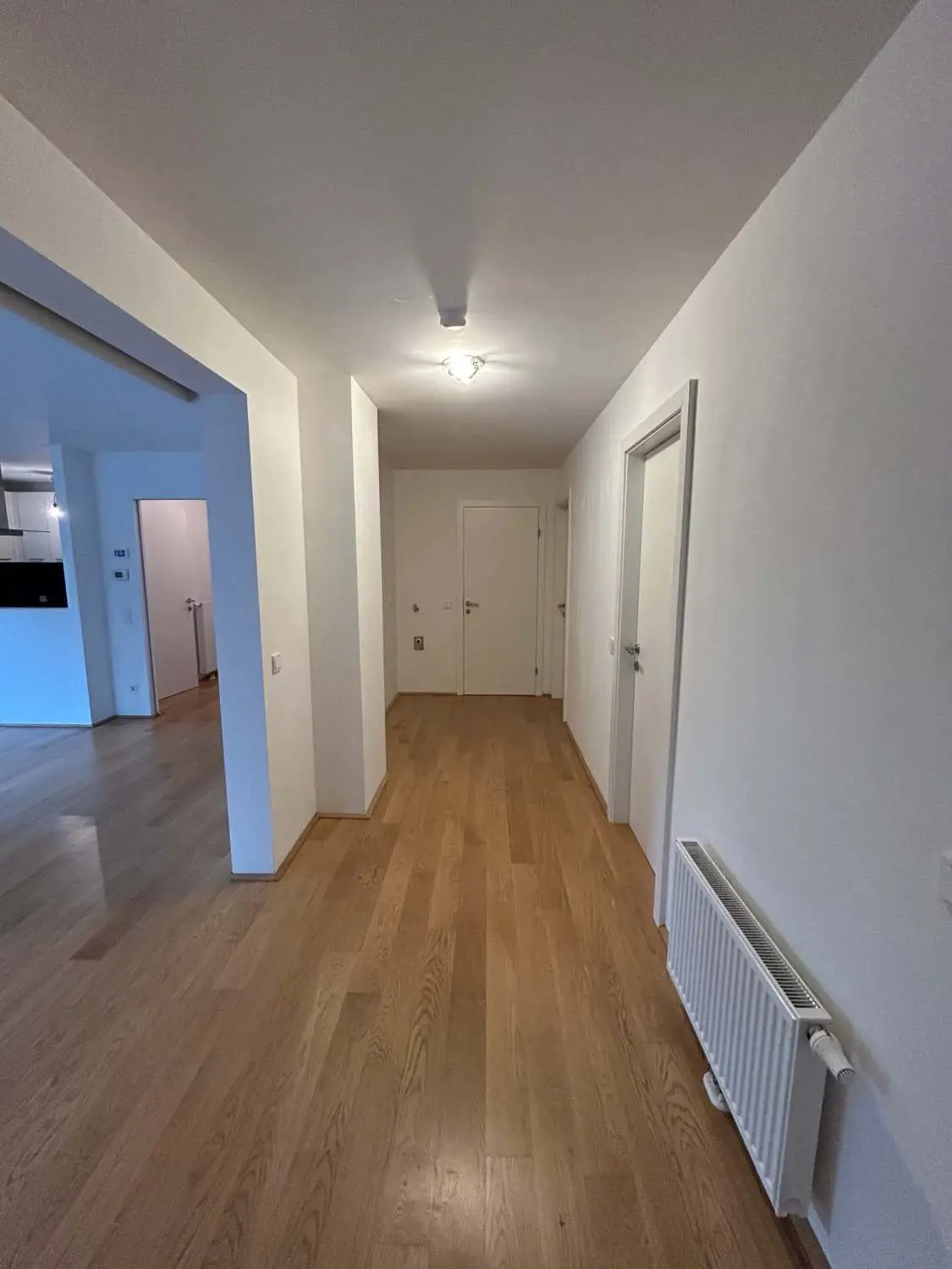Moderne 4-Zimmer-Gartenwohnung mit Terrasse und Garagenplatz