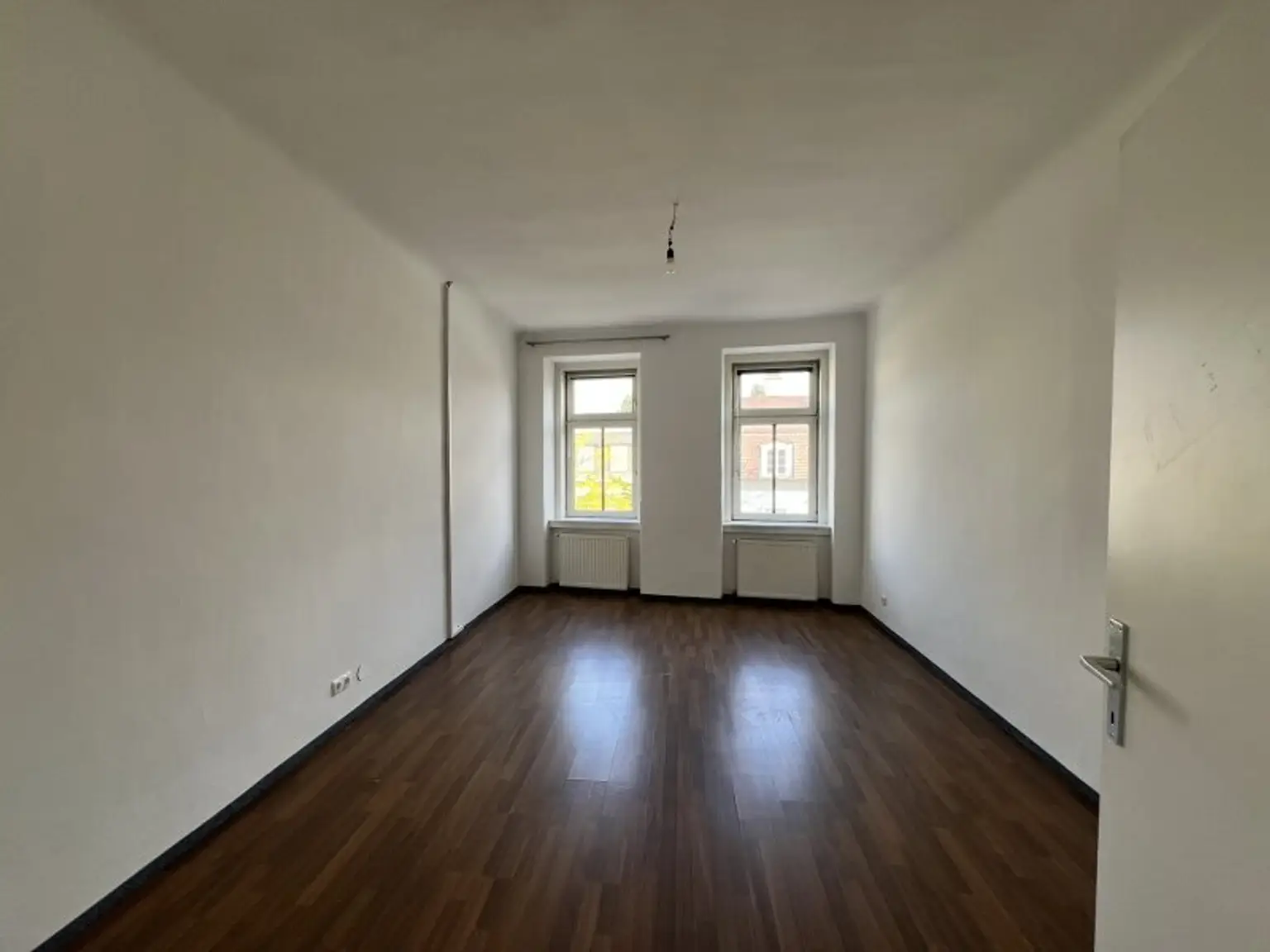 Arbeiter- oder Studentenwohnung in zentraler Mödlinger Lage - nahe Bahnhof - unbefristet (!)