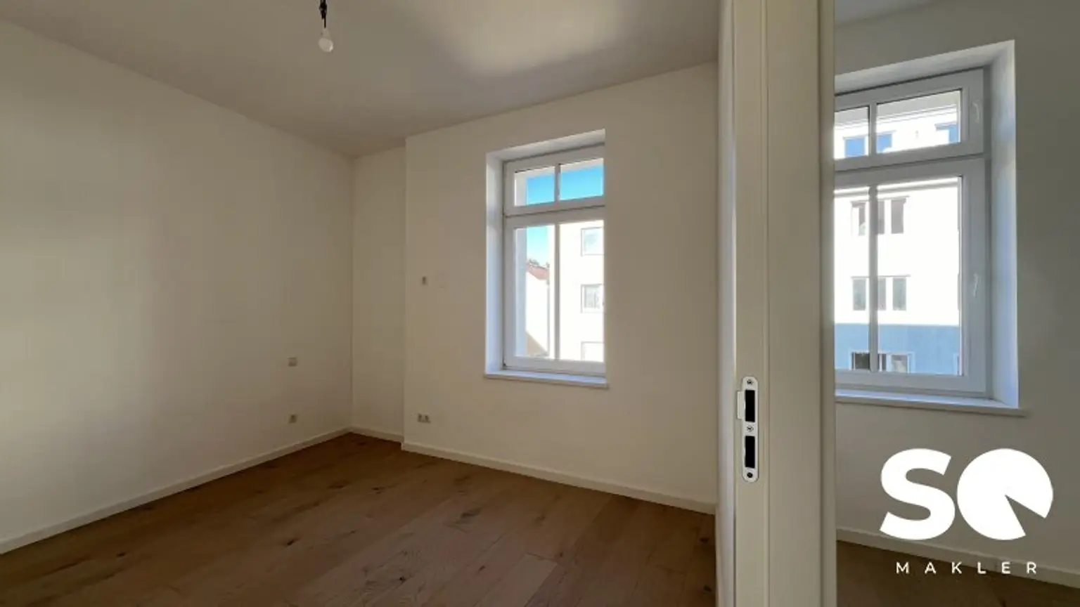 #SQ - CHARMANTE GARCONNIERE - Mitten im 16ten - Top 32