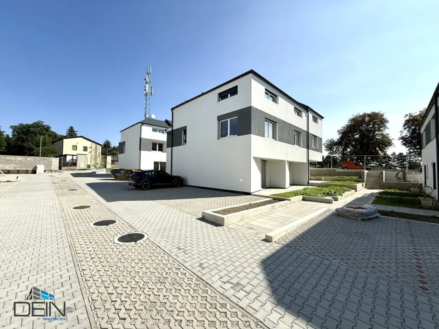 BELAGSFERTIG! TRAUMHAFTE 4-5 ZIMMER REIHENHÄUSER MIT EIGENGÄRTEN UND PKW-STELLPLÄTZEN IN FISCHAMEND!
