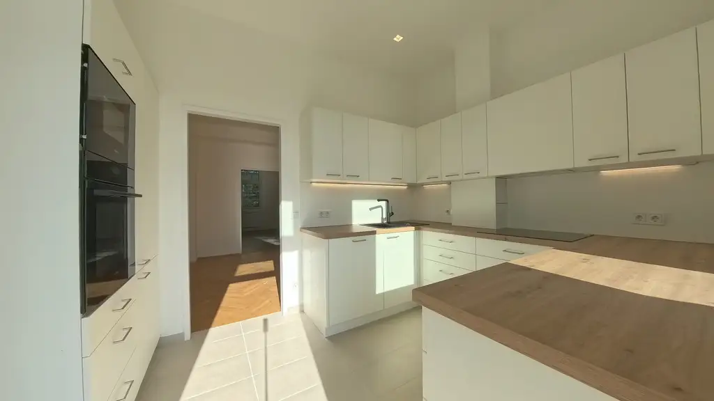 Der nächste Sommer kommt bestimmt: Generalrenovierte 3-Zimmer-Wohnung mit großzügiger Terrasse
