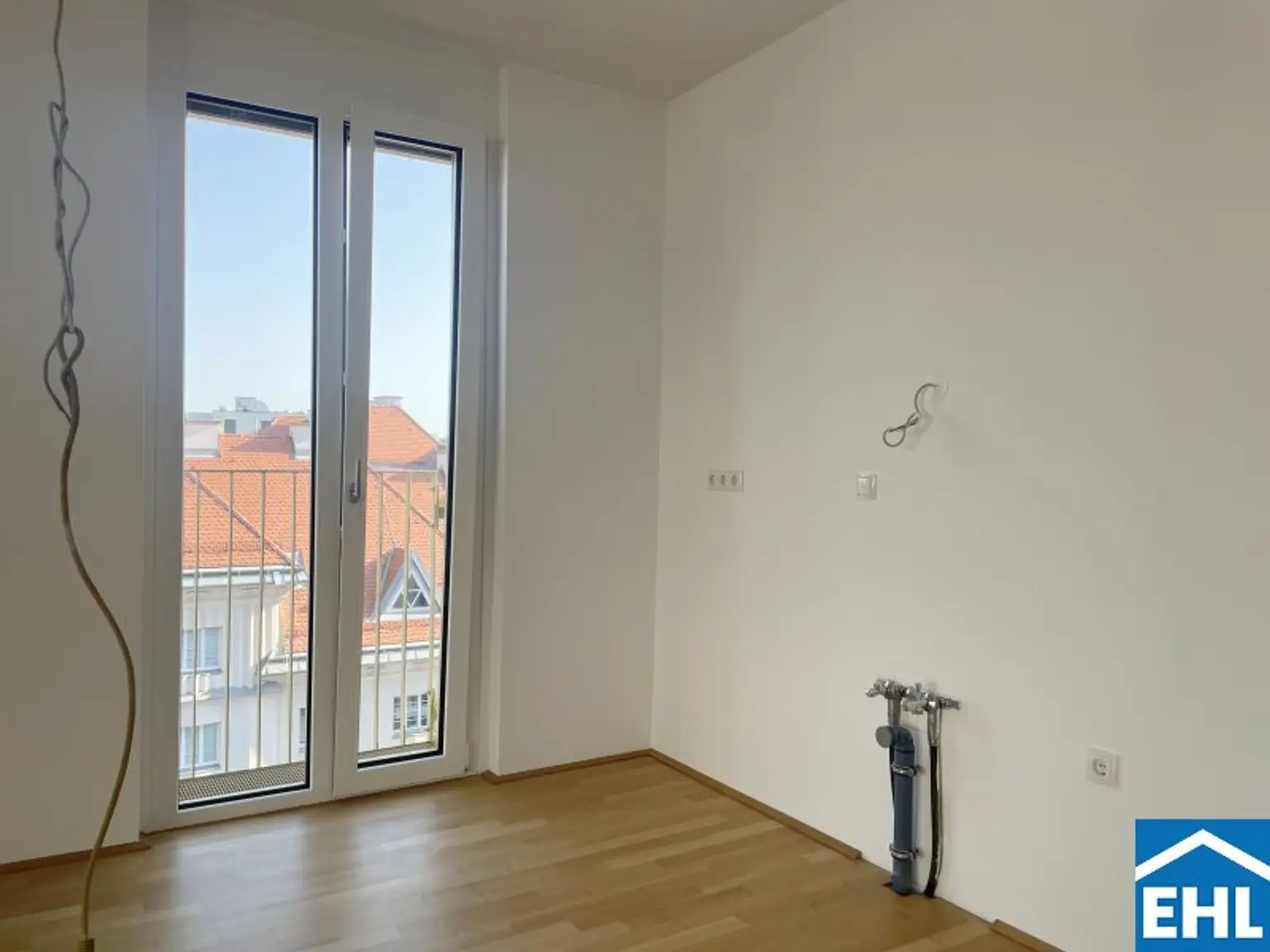 Stadtnah. Lichtdurchflutet. Mit Balkon und Stil.
