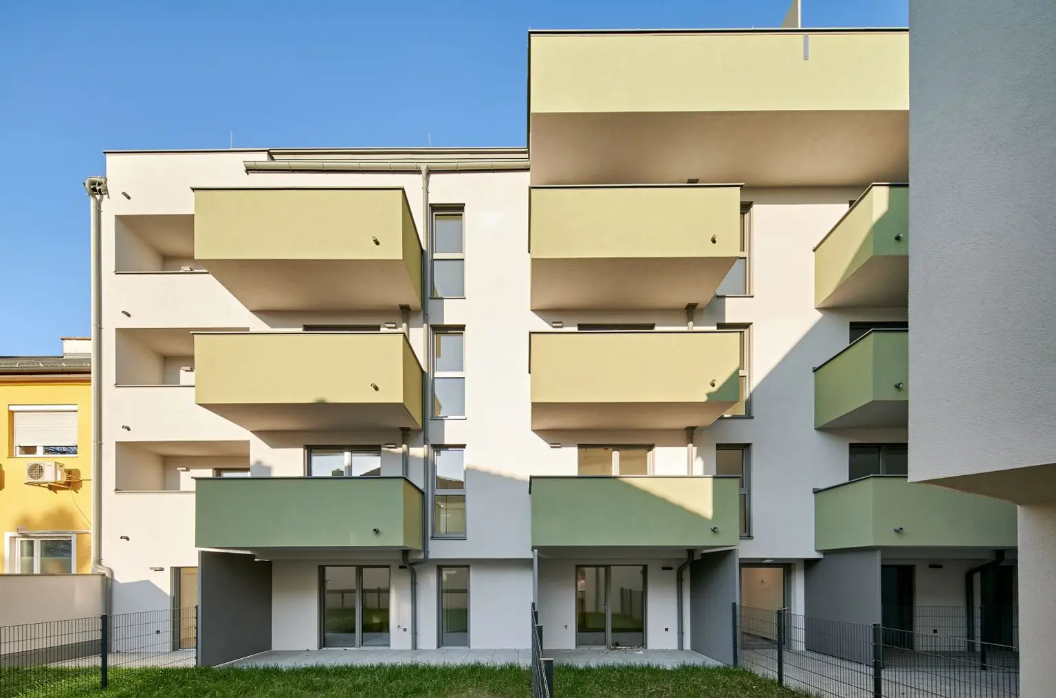 Moderne 1-Zimmer-Gartenwohnung in grüner Oase nahe der Donau!
ERSTBEZUG!