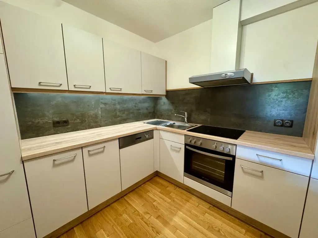 2-Zimmer-Stadtwohnung mit Balkon und Tiefgaragenplatz in Innsbruck