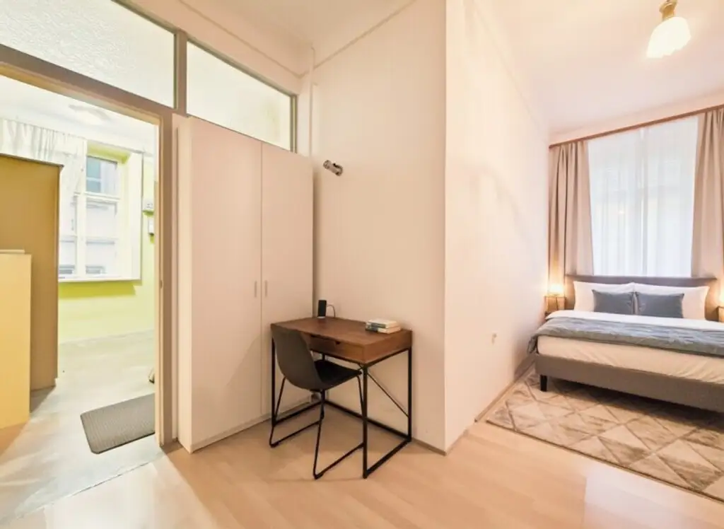 ++NEW++  ALTBAU-CHARME & flexibler Grundriss!  Luxury Ausführung in begehrter Lage des 18. Bezirks! Ebner-Eschenbach-Park