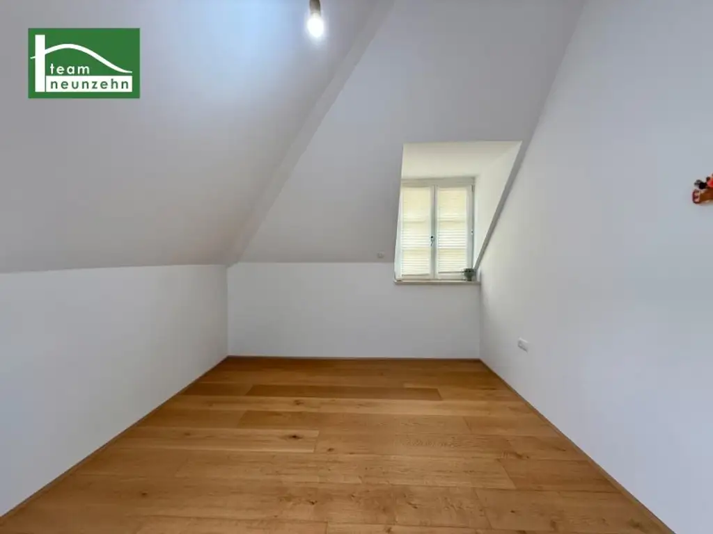 Maisonette mit Flair: 3-Zimmer-Wohnung mit Balkon & Dachterrasse in 1130 Wien!
