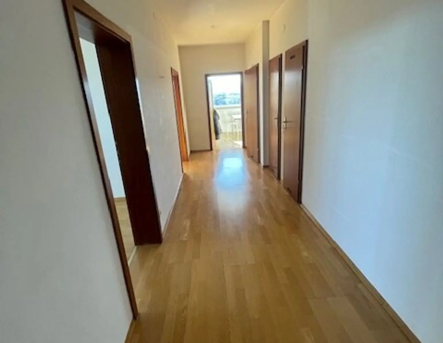 Graz-Geidorf: 3-Zimmerwohnung - Top Lage, sonnige Loggia & herrlicher Ausblick!