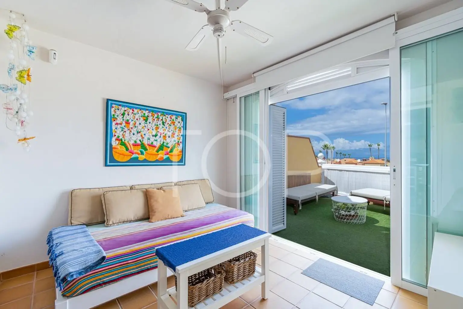 Apartment-Veril-del-Duque-Salon-Costa-Adeje-Tenerife-2