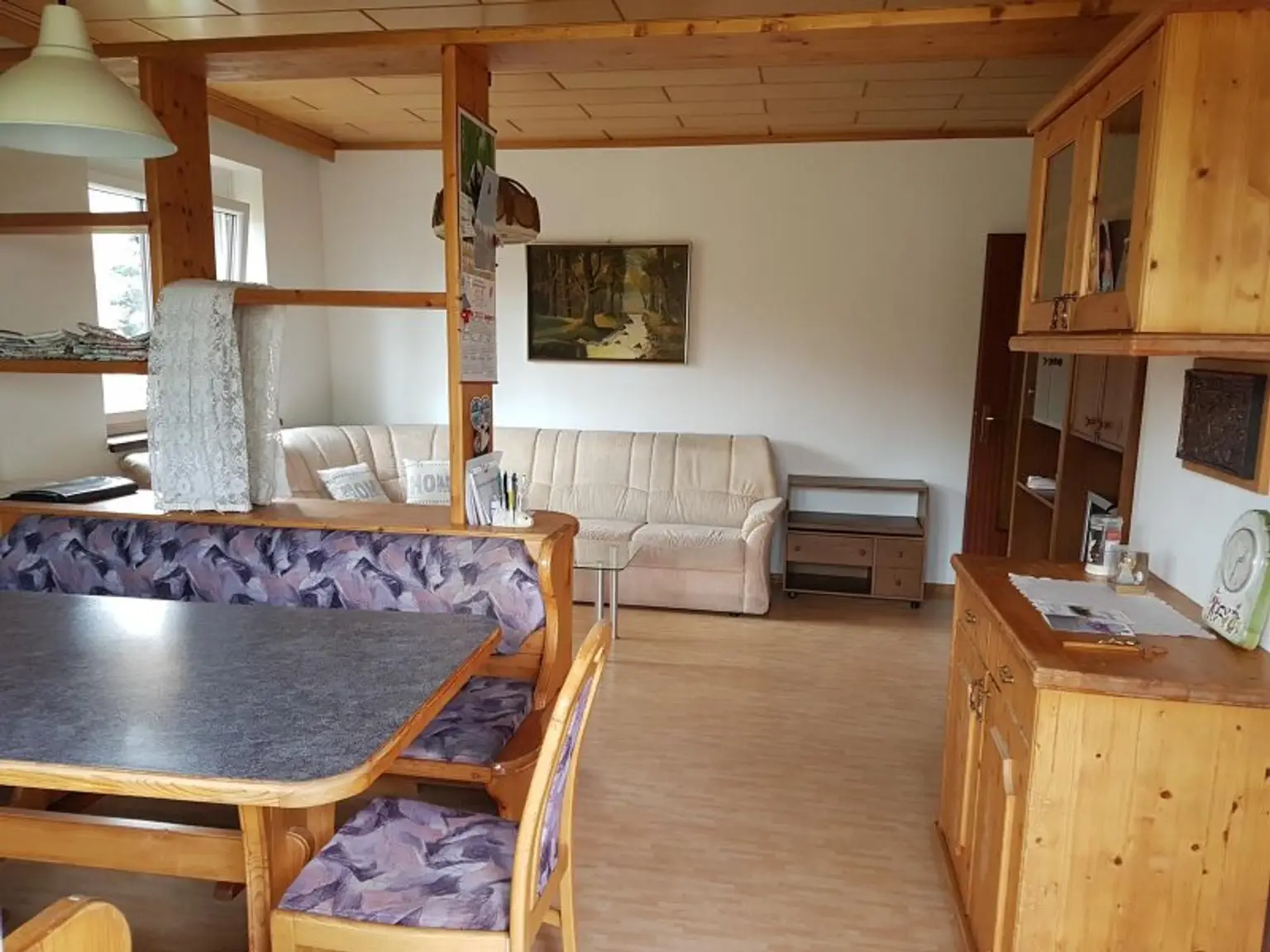 4-ZIMMER WOHNUNG MIT GROSSER LOGGIA