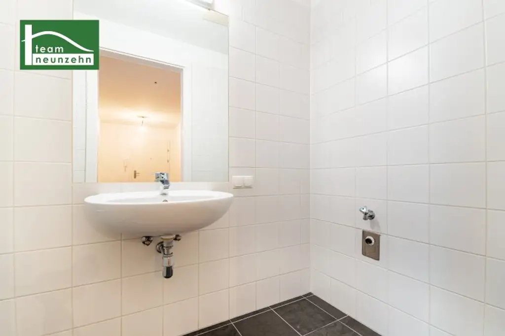 Geräumige 2-Zimmer-Wohnung mit Loggia und Einbauküche – ab sofort beziehbar - JETZT ANFRAGEN