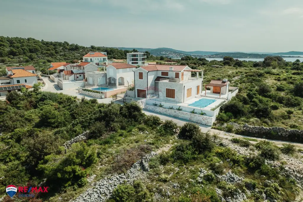 "Luxuriöse mediterrane Villa, Stivašnica"