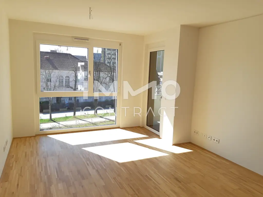 AKTION 1. MONAT  MIETFREI: GERÄUMIGE 2,5 ZIMMER WOHNUNG MIT GROSSEM SÜDBALKON IM NEUEN REININGHAUS