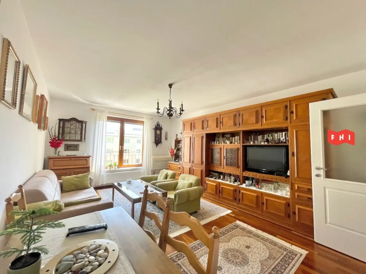 Gepflegte 3 Zimmer Neubauwohnung mit Garagenplatz, Klimaanlage & Grünblick am Fuße des Küniglberges