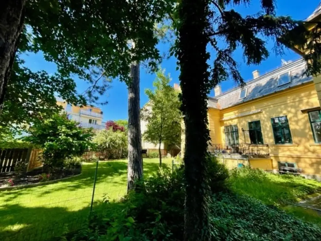 Majestätische VILLA mit 2 separaten WOHNEINHEITEN, Zusatz-Gebäude-ANLEGERWOHNUNG und herrlichen GARTEN-Grünruhe-OASE - absolutes Unikat - BADEN!