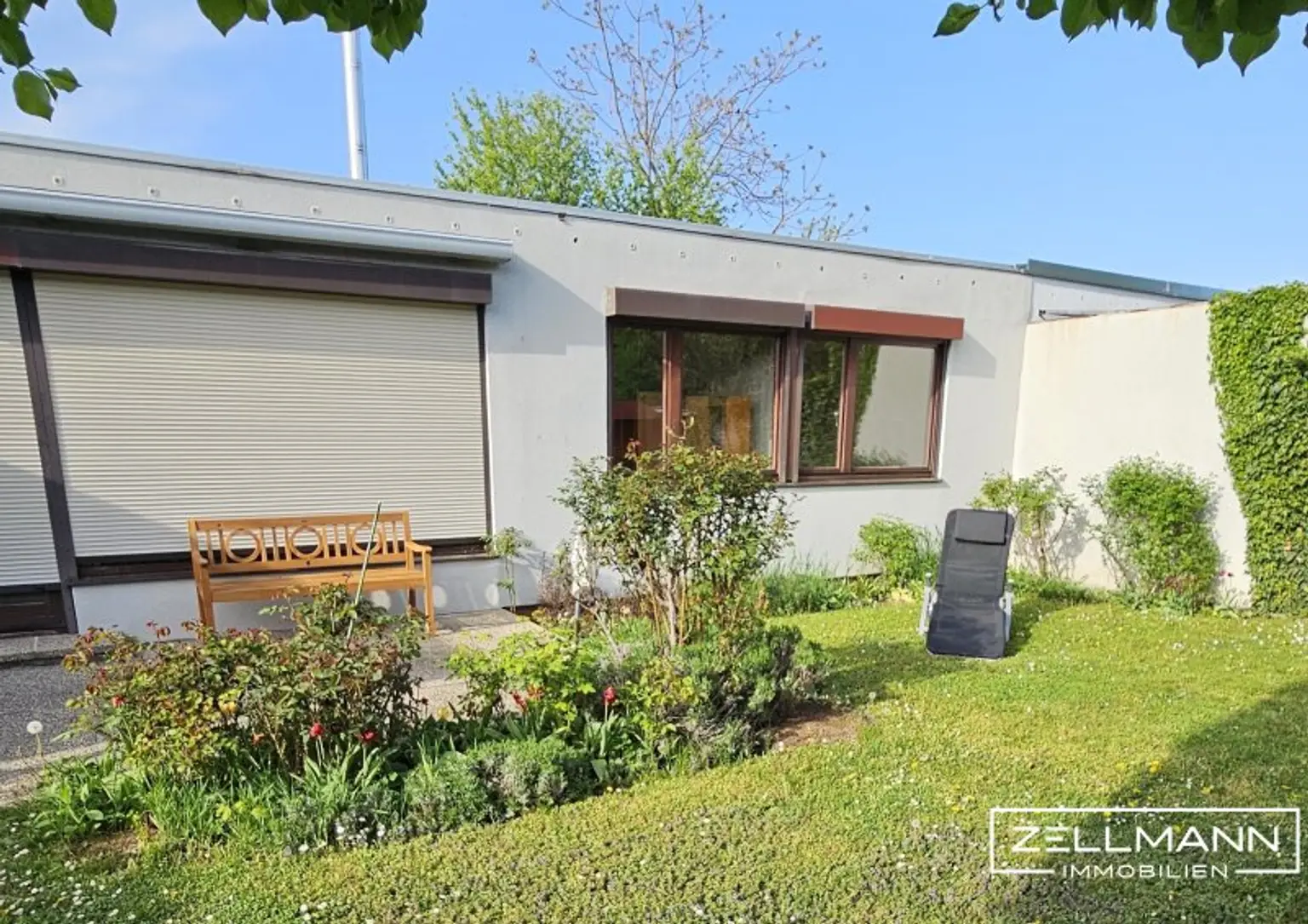 Charmanter Bungalow mit sonnigem Garten – Ihr Neubeginn in Maria Enzersdorf | ZELLMANN IMMOBILIEN