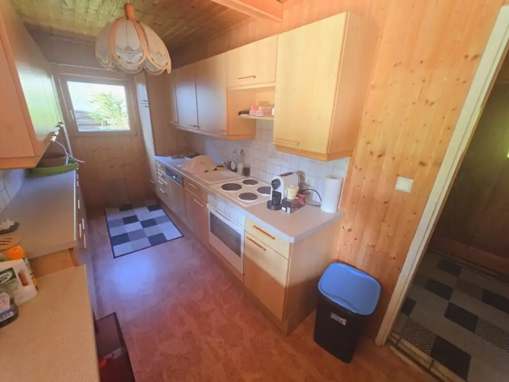 + SOMMERAKTION - EINMALIGE CHANCE + Ferienhaus am Neufelder See - Möglich auch als Zweitwohnsitz - paar Minuten vom Badesee entfernt - Privatstraße um nur € 44.900,-