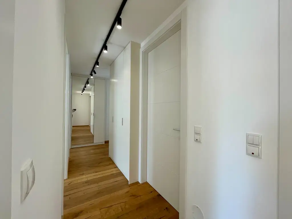 " Wohlfühlwohnung mit Balkon und Stil!"