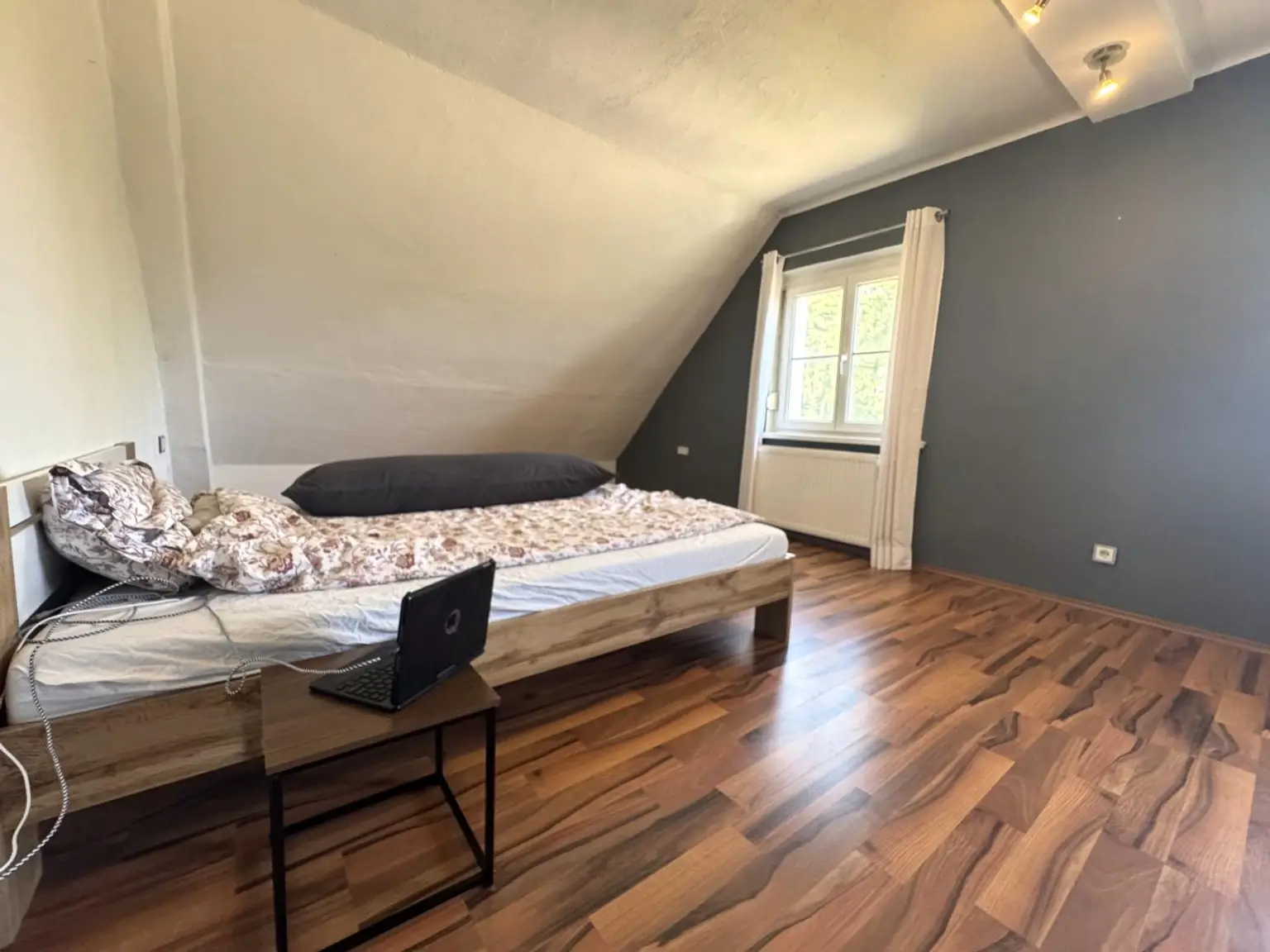 Großzügiges Wohnhaus mit 4 Wohneinheiten in herrlicher Aussichtslage - nähe Graz